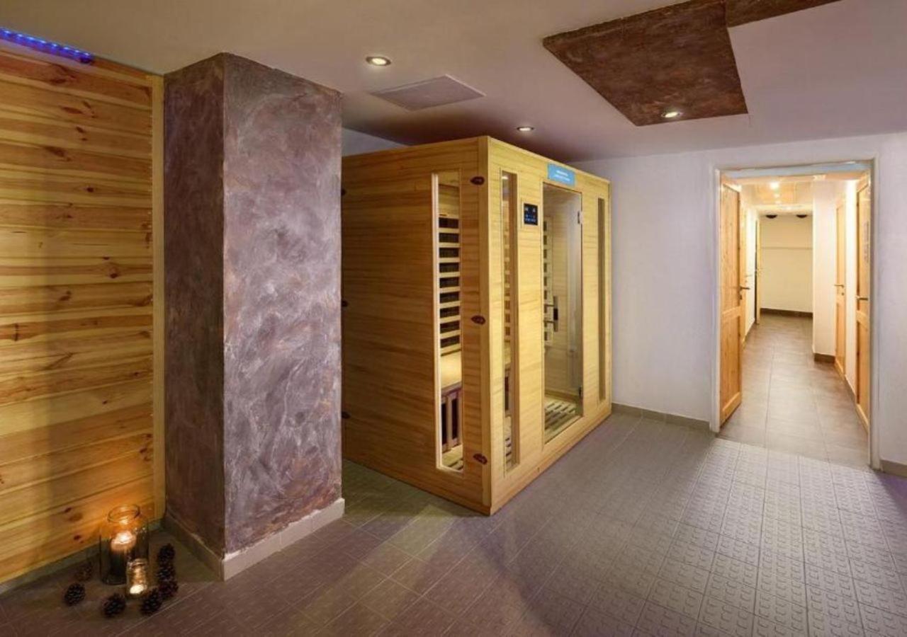 Hotel Ski Demanovska Dolina Exteriör bild