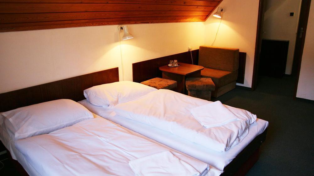 Hotel Ski Demanovska Dolina Exteriör bild